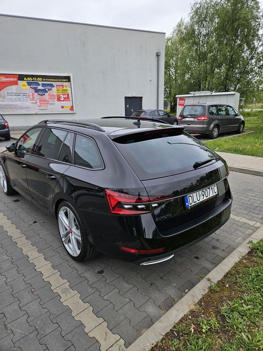 Usługi transportowe towarowe i osobowe