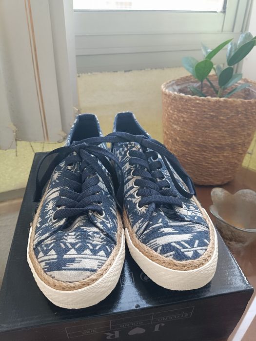 Sapatos Alparcas Seaside Mulher em azul e branco