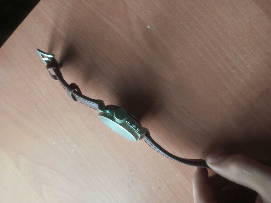 Годинник електронний