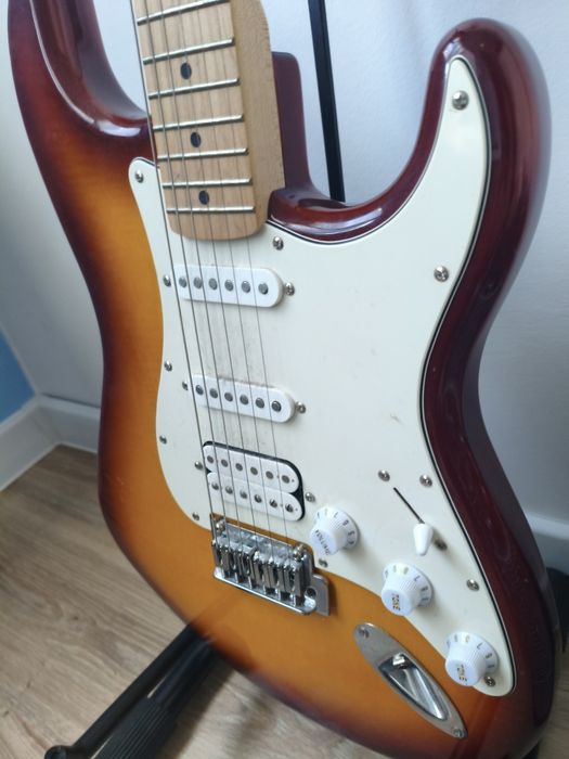 Fender Squire Affinity Stratocaster  zestaw