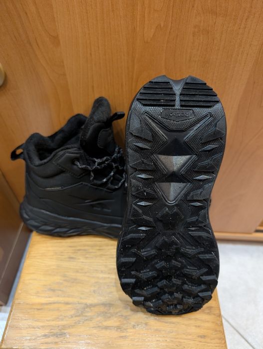 Нові зимові чоловічі ботинки reebok з Польщі