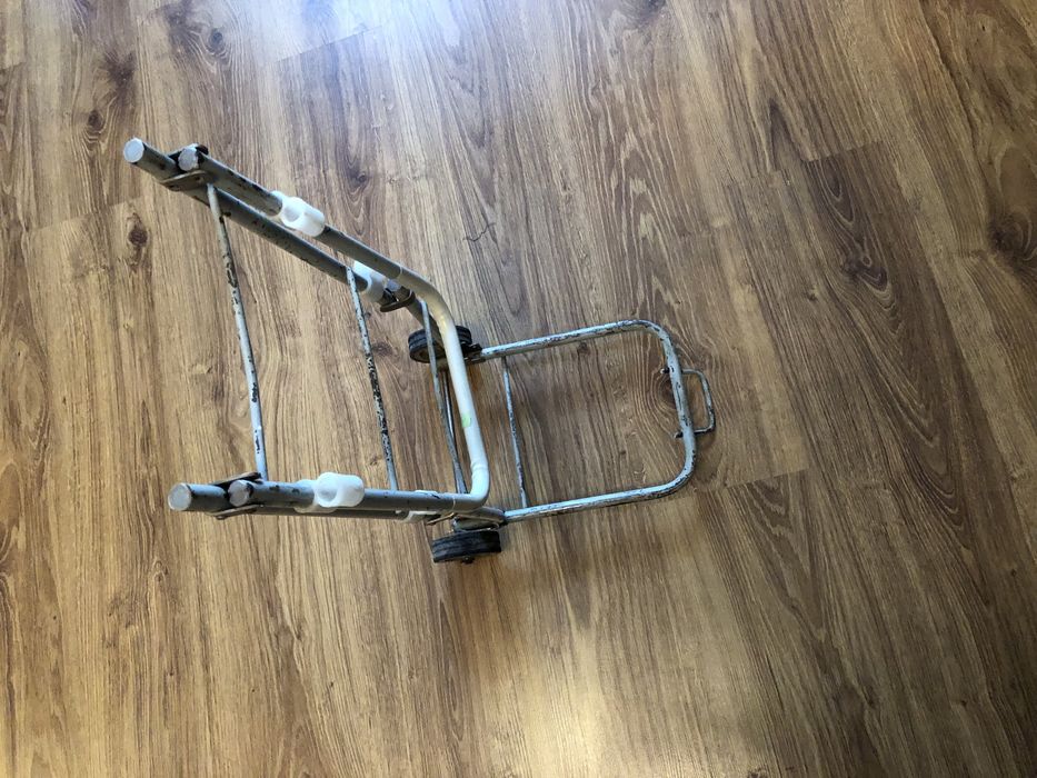 Візок заводский.