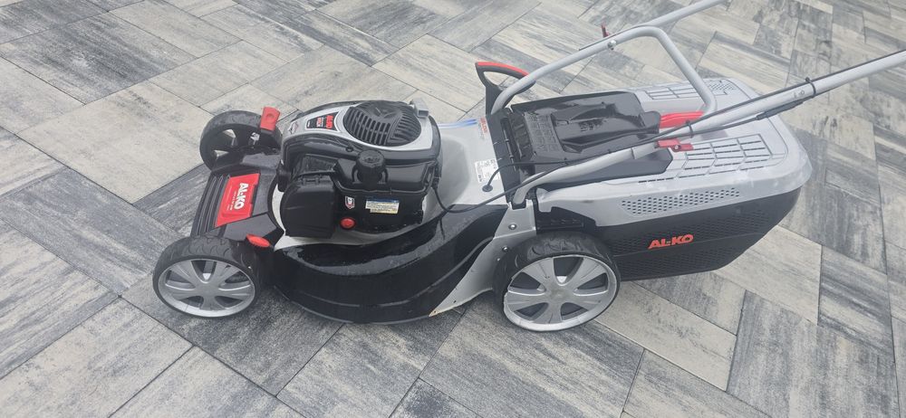 Kosiarka spalinowa z napędem Alko 51cm Briggs