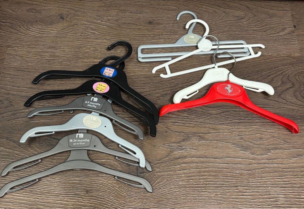 Вішаки для дитячого одягу