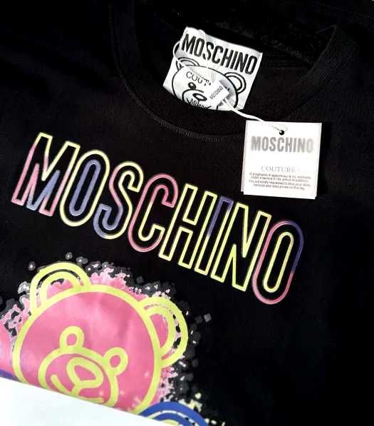 футболка  Moschino унисекс