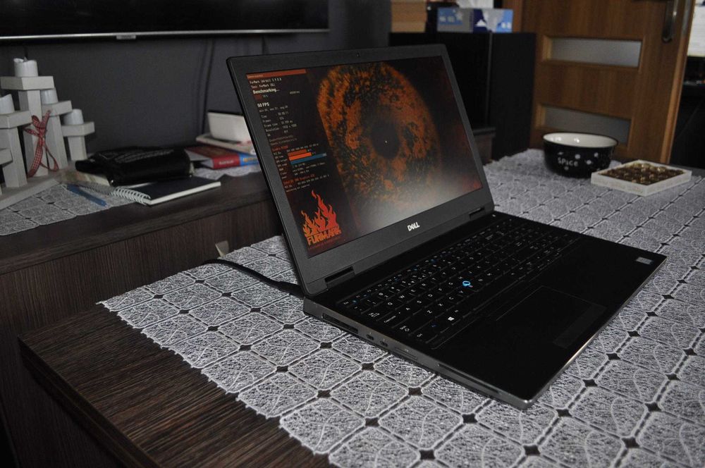 DELL PRECISION 7530 Core i7-8750H 32GB FHD nVidia Quadro P3200 6Gb