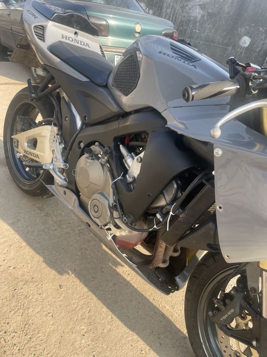 Мотоцикл Honda cbr 600rr