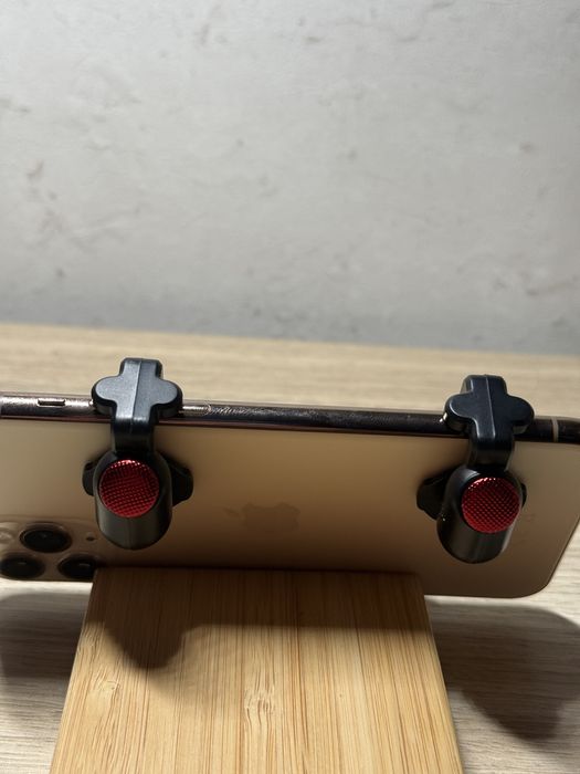 Продам клікери Baseus