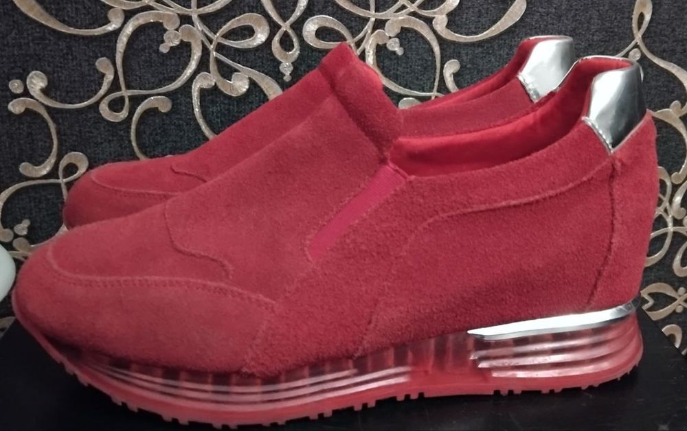 Женские замшевые слипоны Lonza