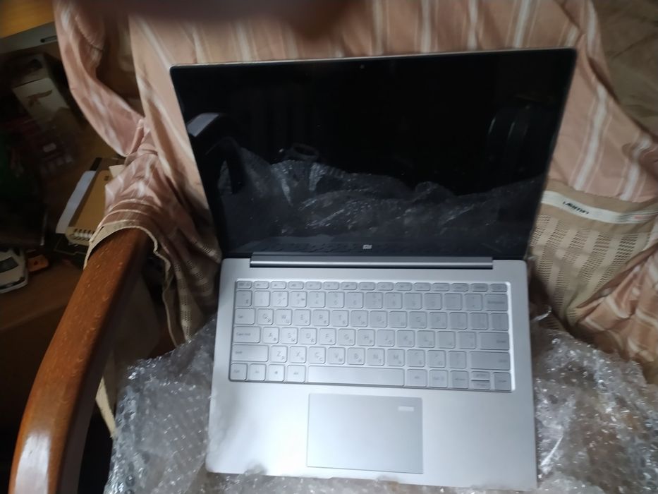 Ноут Xiaomi Mi Notebook Air  без проца, деталі