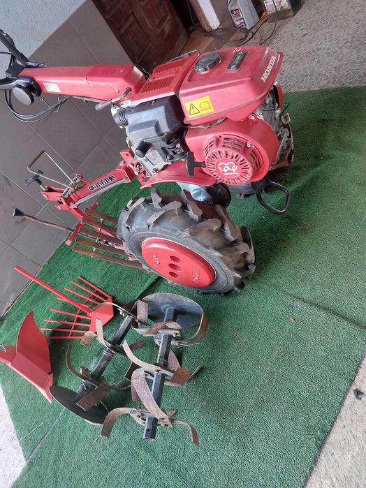 Motocultivador/motoenxada Honda f.560 ultimo modelo