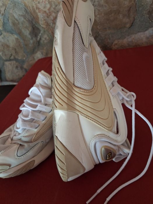 Sapatilhas brancas da Nike