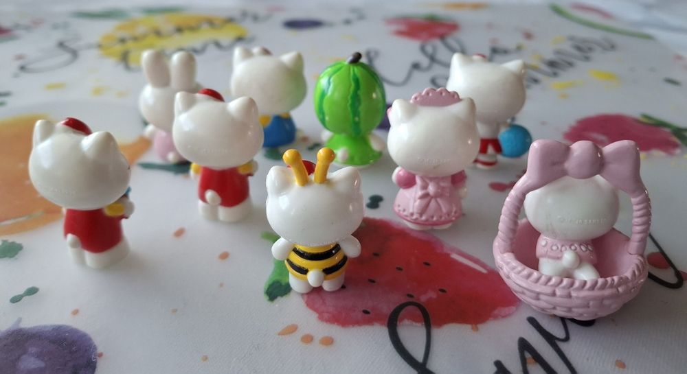 Rodzinka Hello Kitty figurki