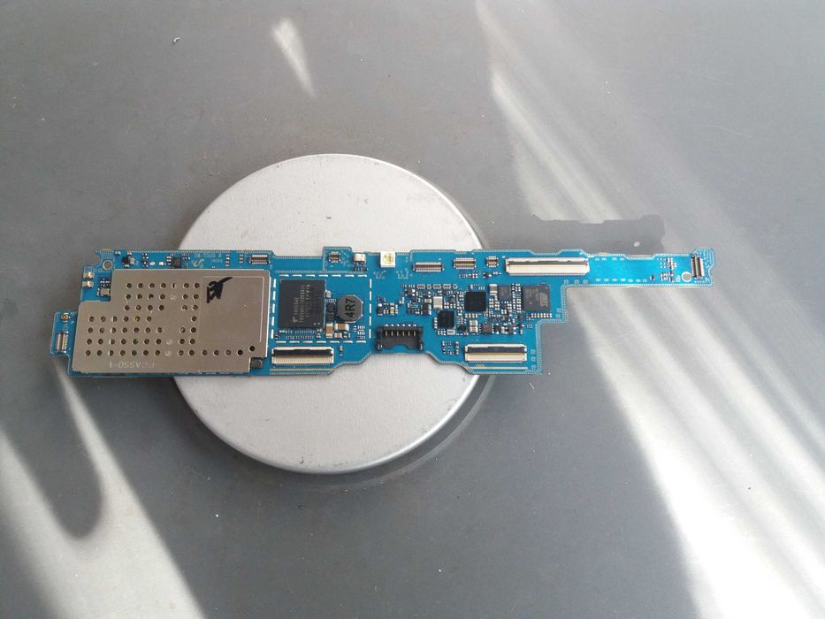 Системная плата планшета Samsung Galaxy Tab PRO SM-T520 10.1"