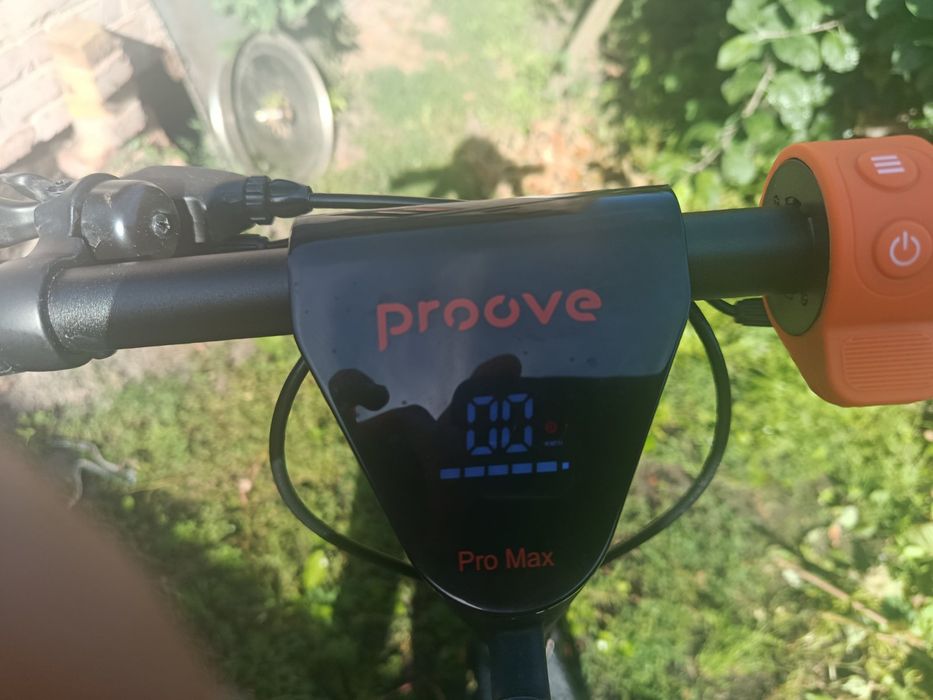 Продам електросамокат