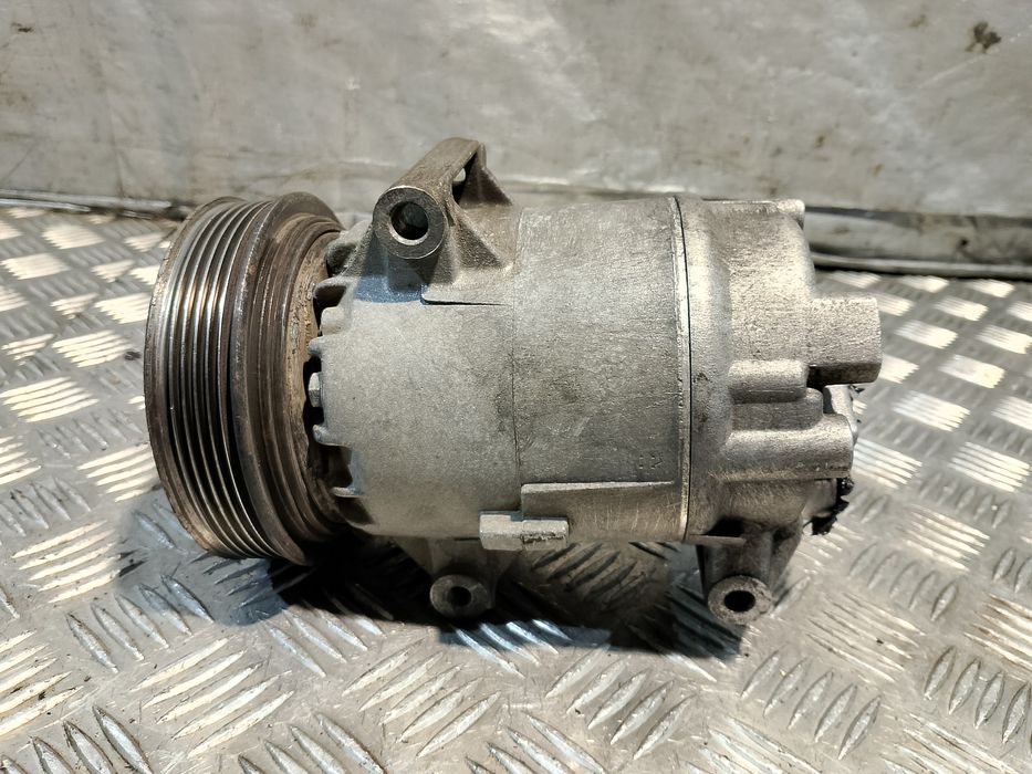 Sprężarka Klimatyzacji Megane Ii 2 1.5 Dci Delphi 8200600110