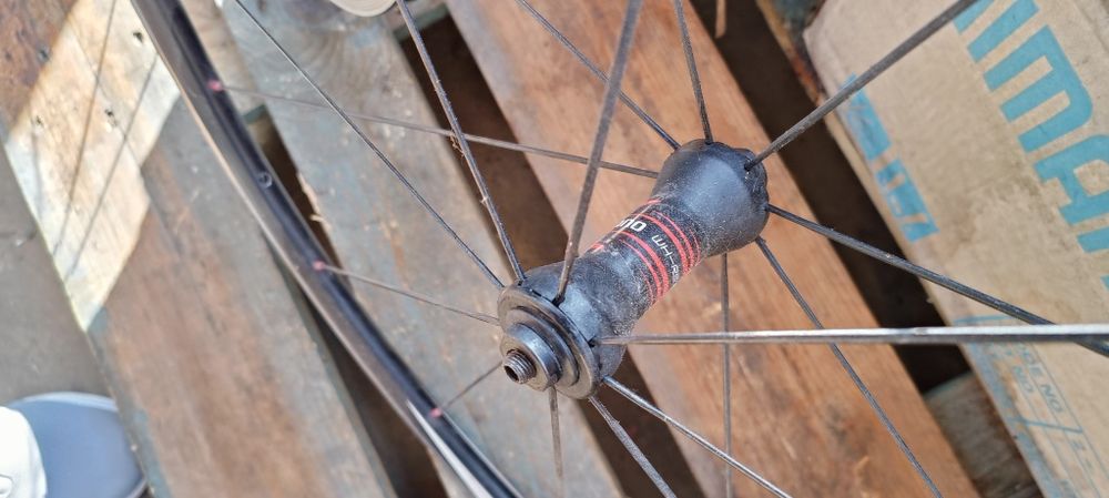 Par de rodas Shimano