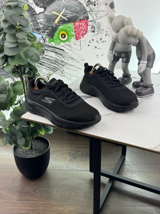 Кросівки Skechers Go Walk 37.5 розмір Е15222
