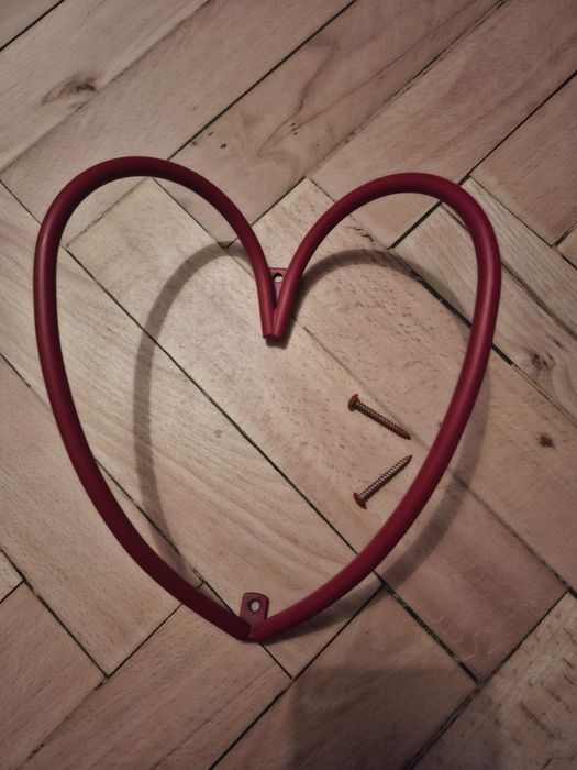 Wieszak hak w kształcie serca