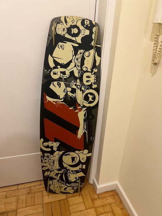 Prancha de Kitesurf Fanatic – Com Fixações para os Pés