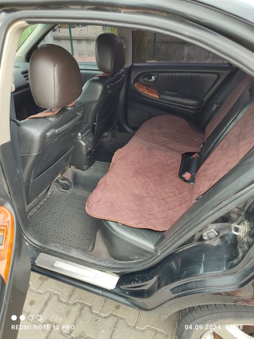 Nissan Maxima QX A 33