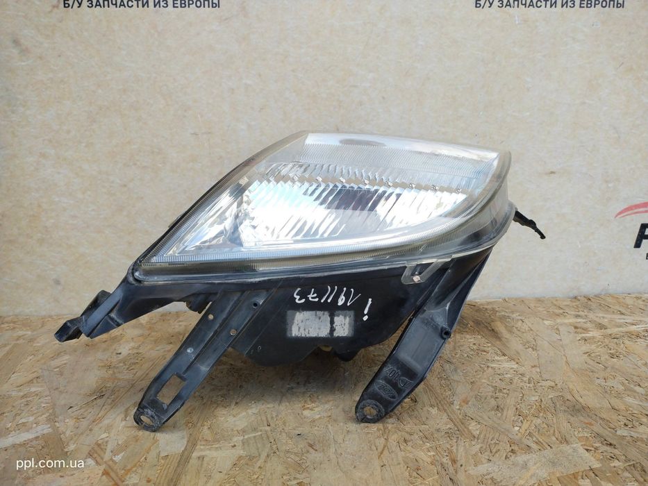 Ford Fusion 2002-2005 Фара передняя левая