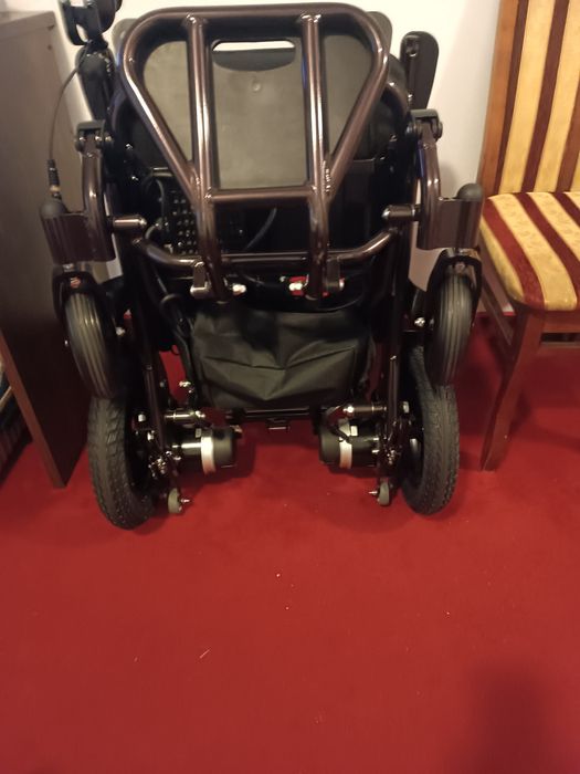 Wózek inwalidzki elektryczny