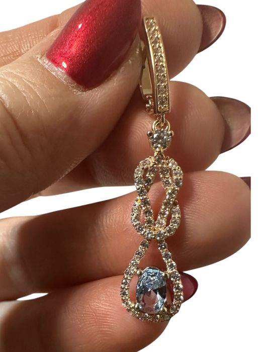 Сережки з топазом 6.28г( 0,8ct), цирконій(0.02) золото 585 проба