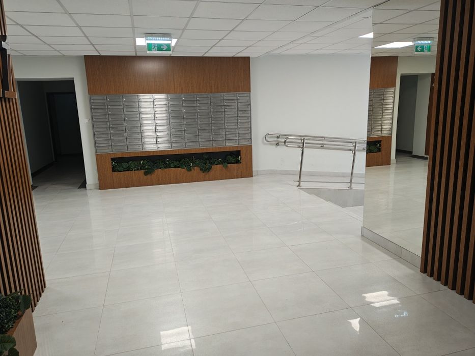 Wynajmę Lokal uslugowy 50m²ul Kolegialna