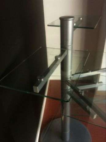 Mesa de vidro giratória