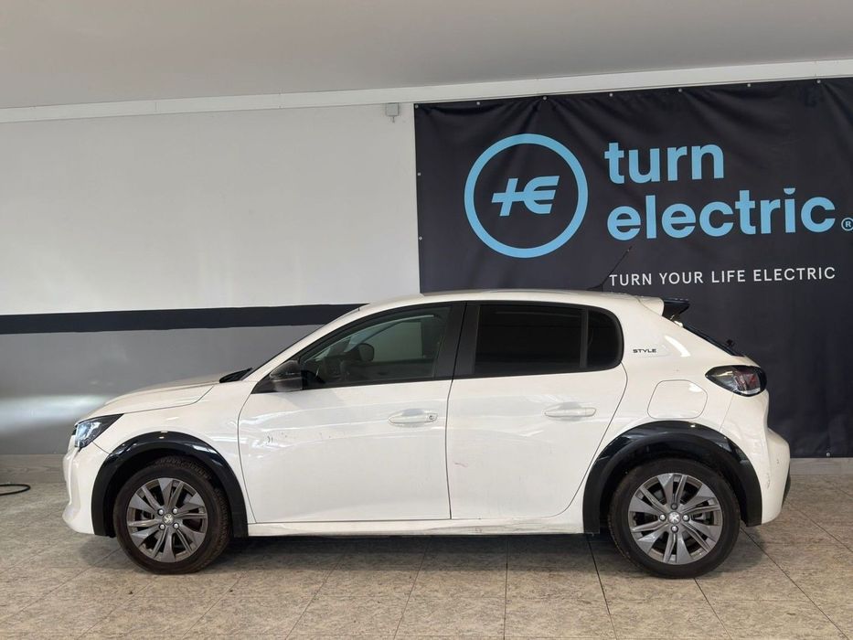 Peugeot e-208 50 kWh Style