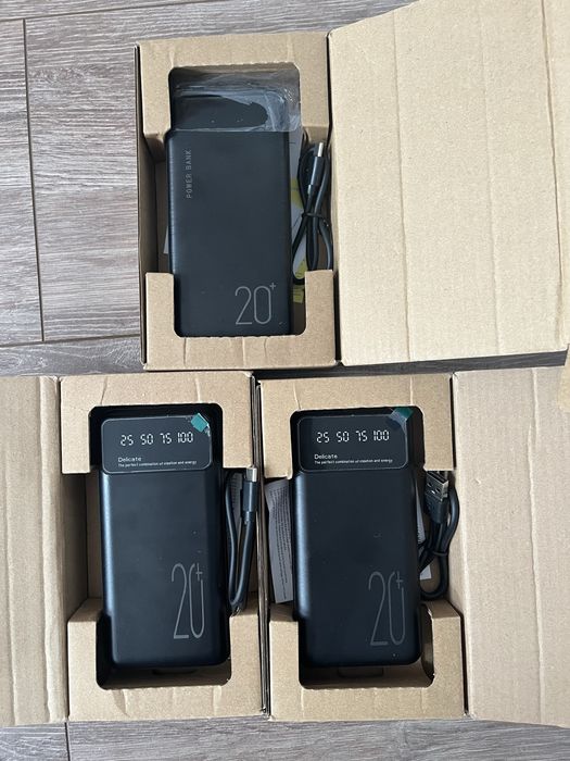 Павербанк, PowerBank, акумулятор, зарядна станція, генератор, телефон