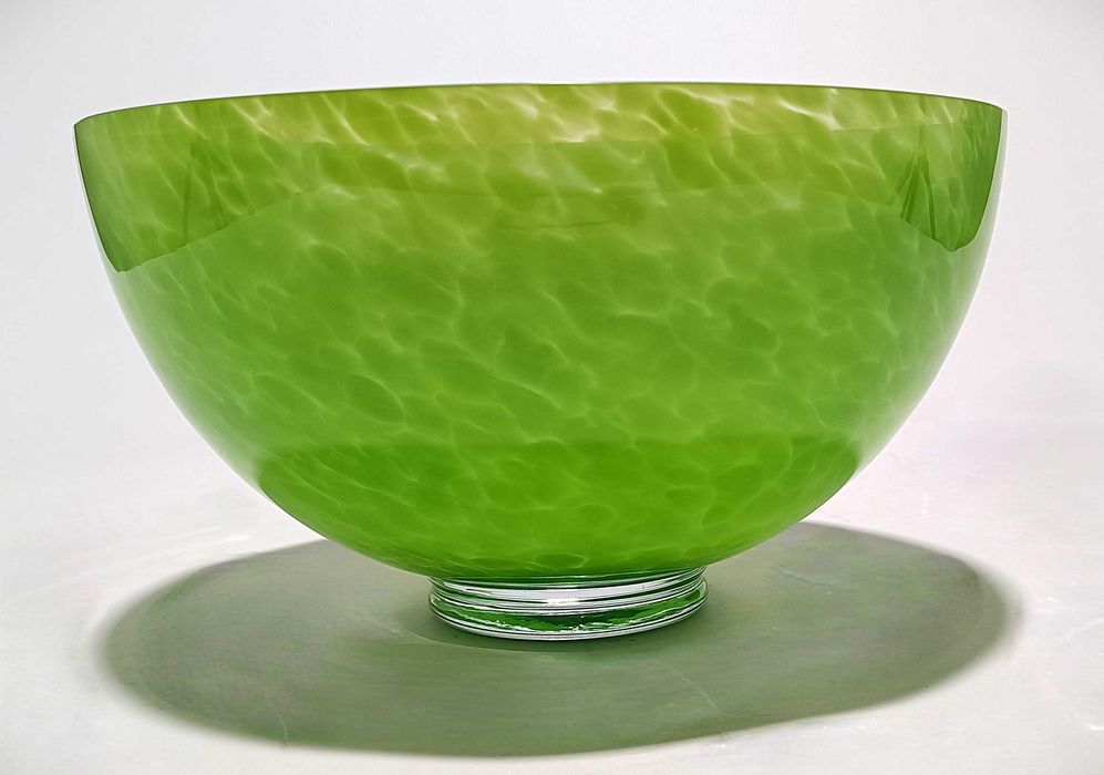 Taça decorativa em vidro verde – elegante e moderna (Nova)