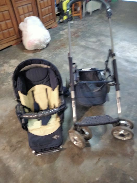 Carrinho de bebê bebecar