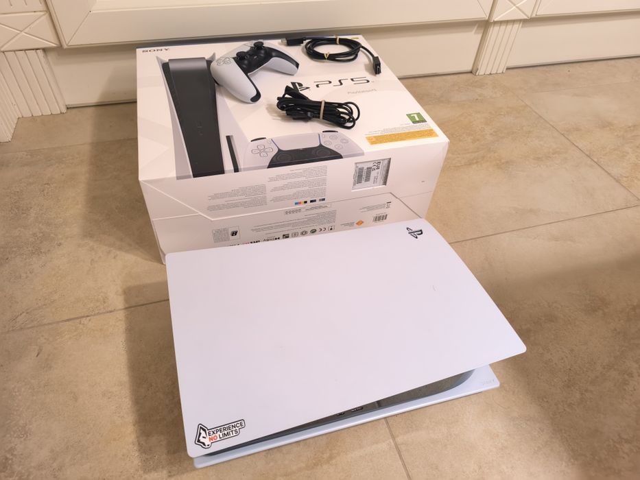 Konsola Playstation PS5 z napędem BD