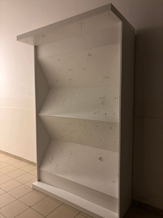 Regał/ekspozytor za darmo