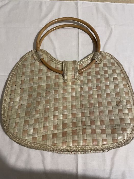 2 Bolsas em palhinha