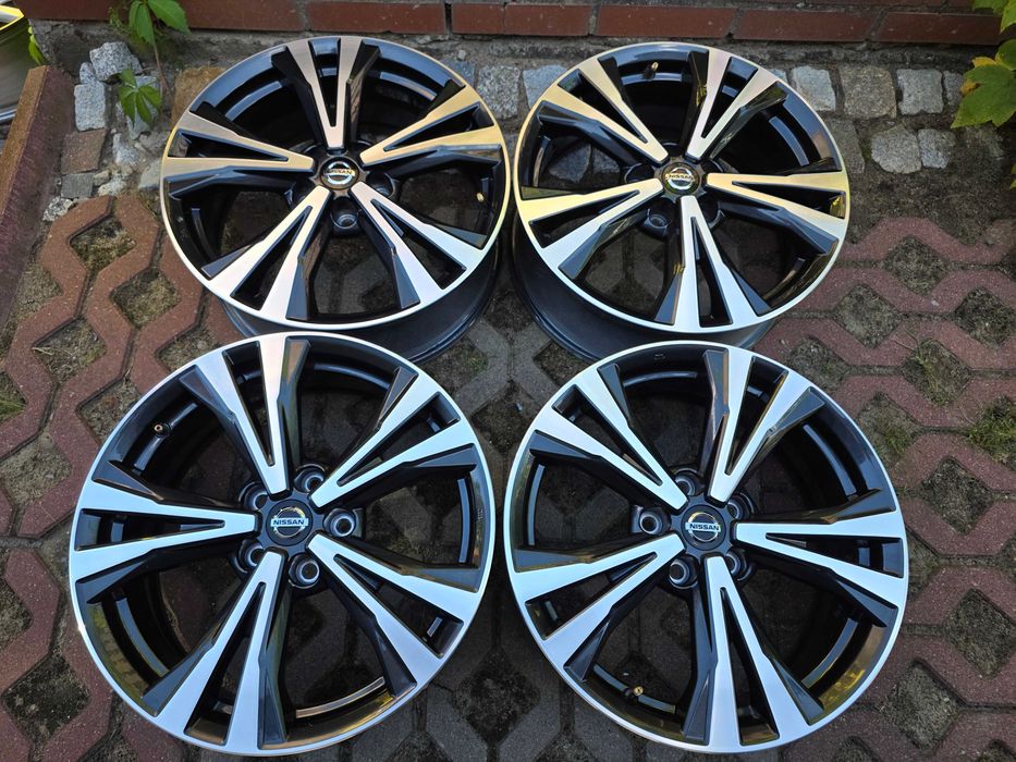 Oryginalne felgi aluminiowe z czujnikami NISSAN 18" 5x114,3 ET 40 Qashqai Juke