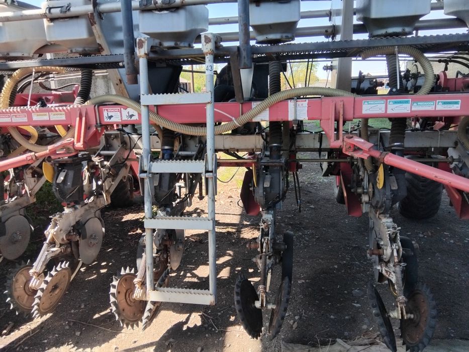 Сівалка пневматична VHB RB-6000