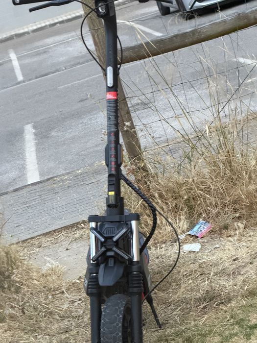 Trotinete desbloqueada boa estado troco por kukirin g2