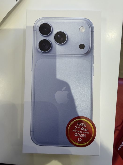 Iphone 18 pro 256 GB Glacier