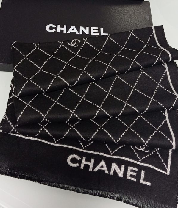 Chusta szal chanel