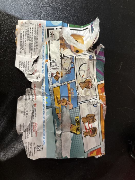 Золотий бетмен кіндер джой, kinder joy