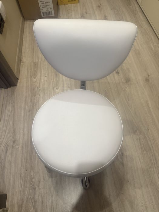 Стілець універсальний