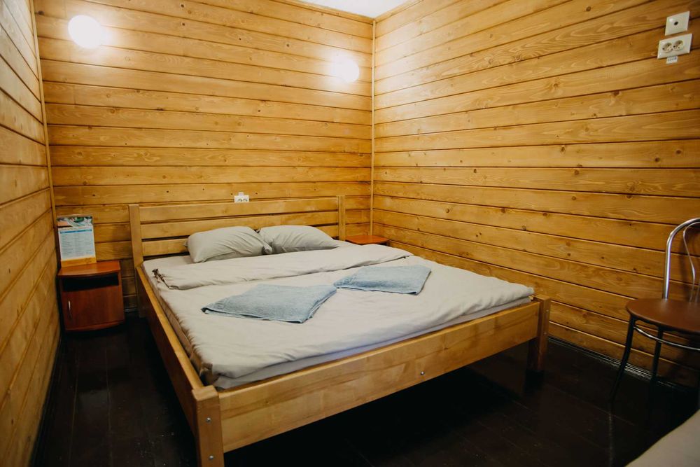 Здається двомісний номер Standard Double у заміському комплексі