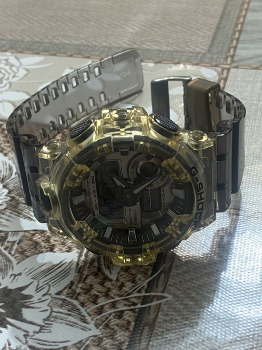 Чоловічі часи,годинник CASIO G-Shock GA-700SK-1AER