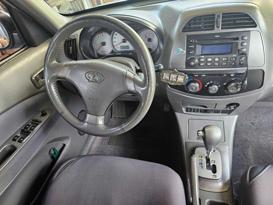 Машина Chery Tiggo 2007