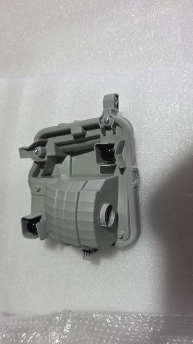 Lampa prawy tył toyota verso s ractis LENS&BODY nowa oryginał