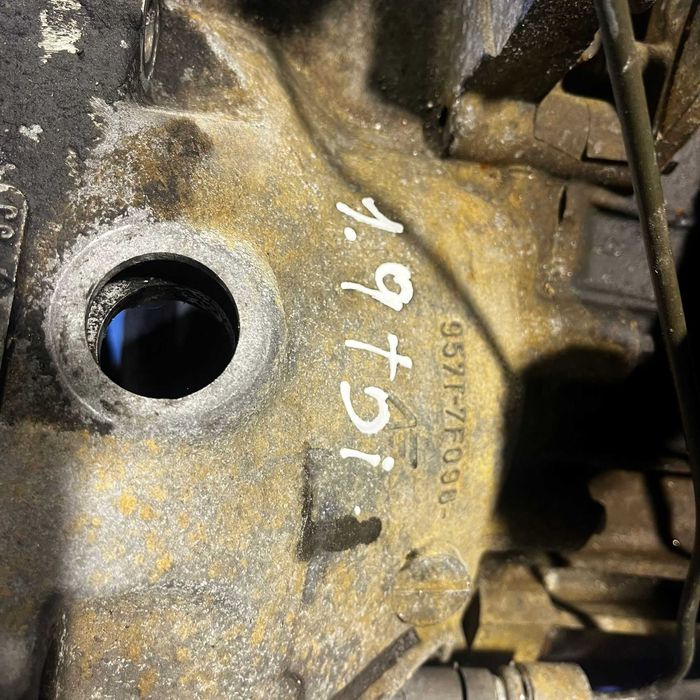 Caixa de velocidades Ford galaxy tdi 1.10cv