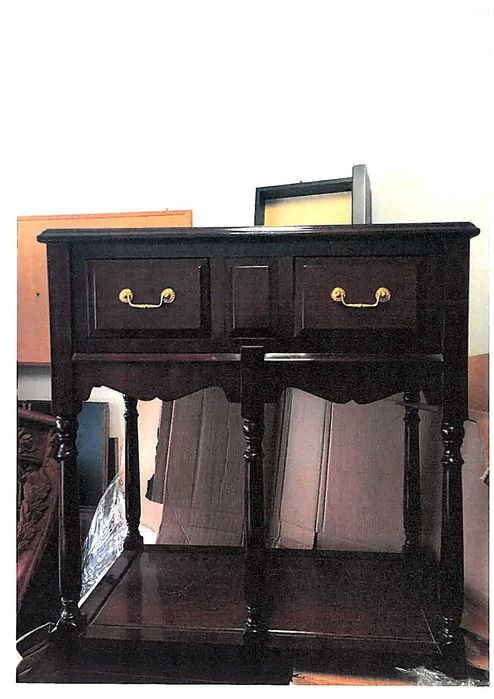 Venda de móveis/antiguidades